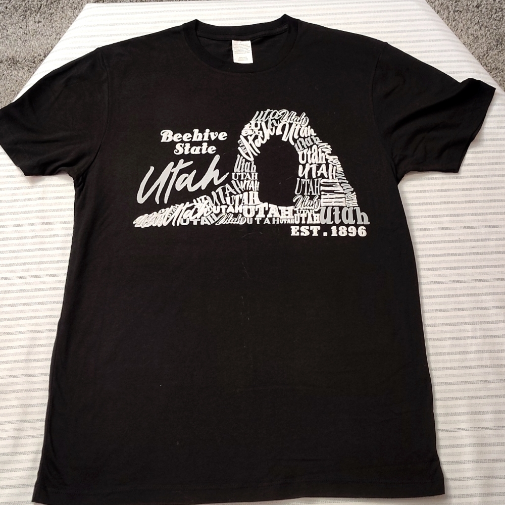 UTAH THE BEEHIVE STATE UNISEX TEE-SHIRT